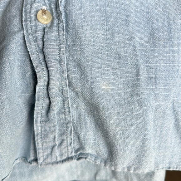 Men’s J Crew Chambray Button Down - Size L - Picture 5 of 5